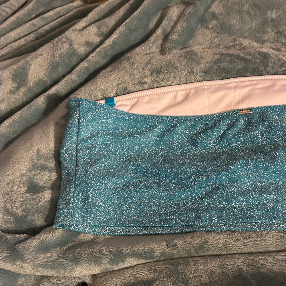 Victoria's Secret Shimmering Teal Bikini Top size large - Picture 6 of 8